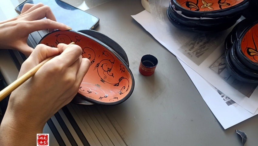 Lacquerware Ears Cups Tea Sets Fruit Platters Intangible Cultural Heritage Gold Leaf Lacquer Paintings High-Relief Makie Ornaments Wooden Lacquer Art Gifts